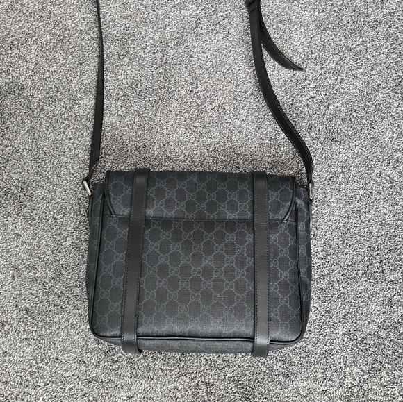 Gucci Mens Messenger Bag - Picture 2 of 3